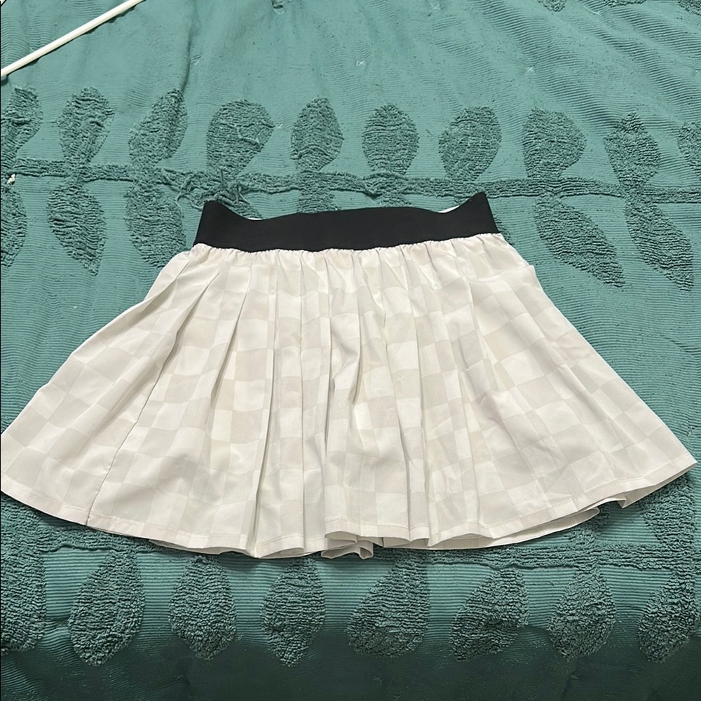 JoyLab White High-Low Mini Skater Skirt